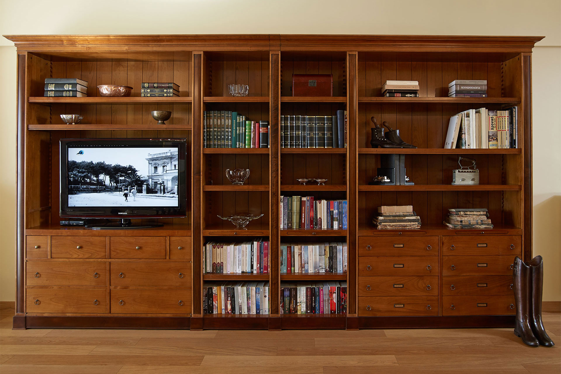 Country chic in Marousi