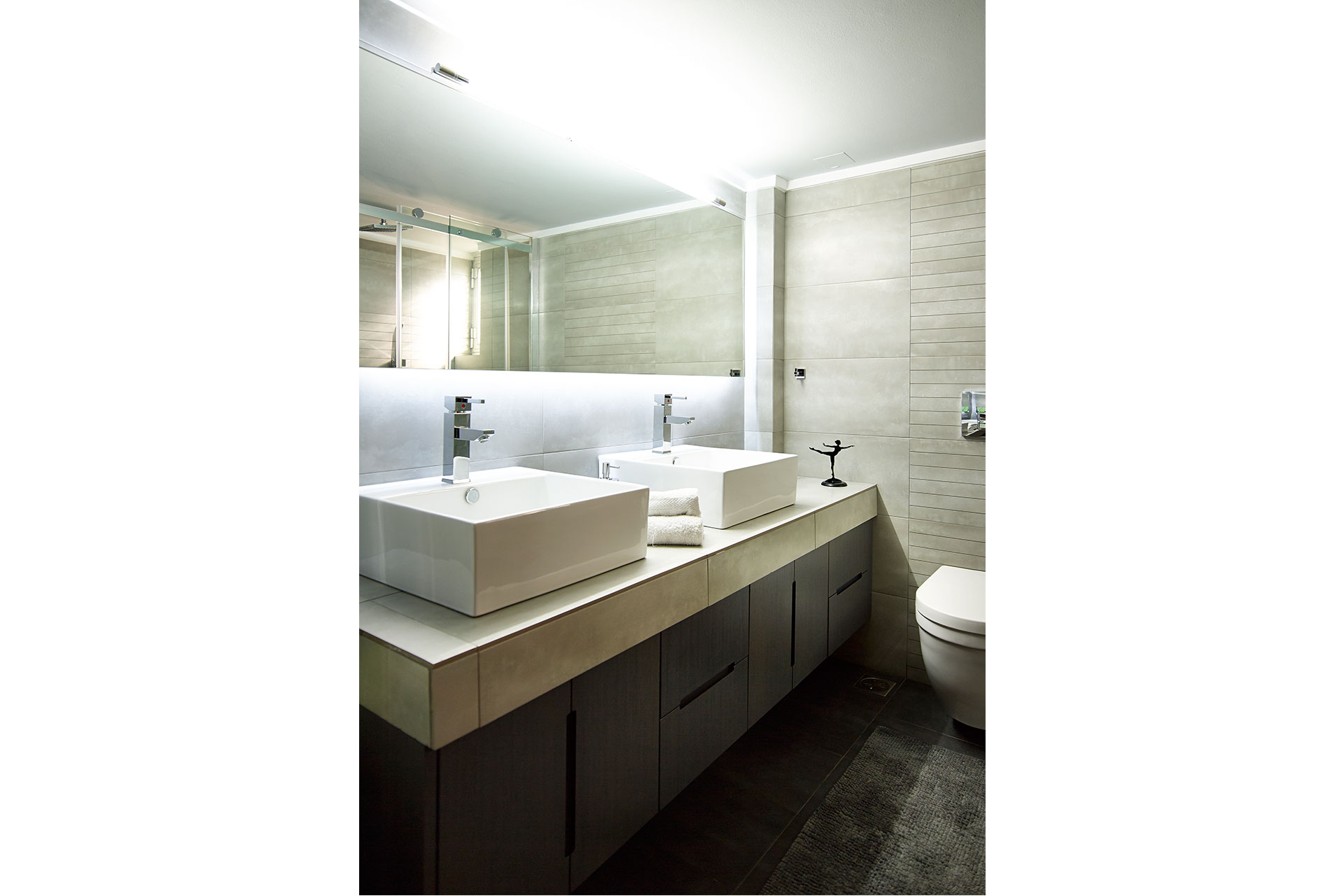 Homey living space in Piraeus