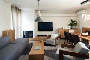 Wood & fabrics in Moschato