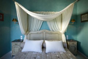 Between sea and sky, summer retreat home in Chios