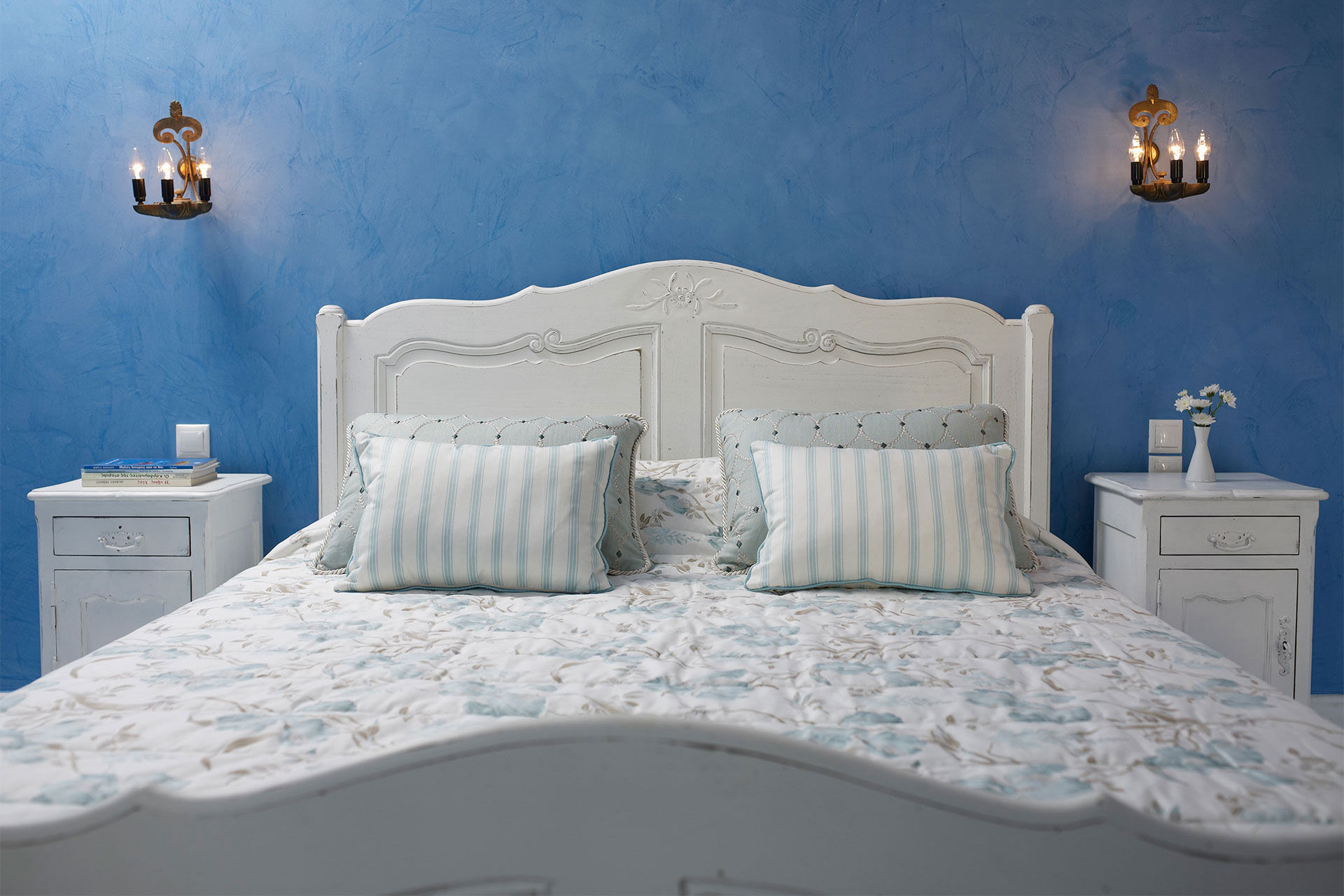 Between sea and sky, summer retreat home in Chios