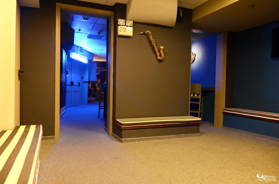 Jazz Wine Bar in theatre Ilisia Volanakis