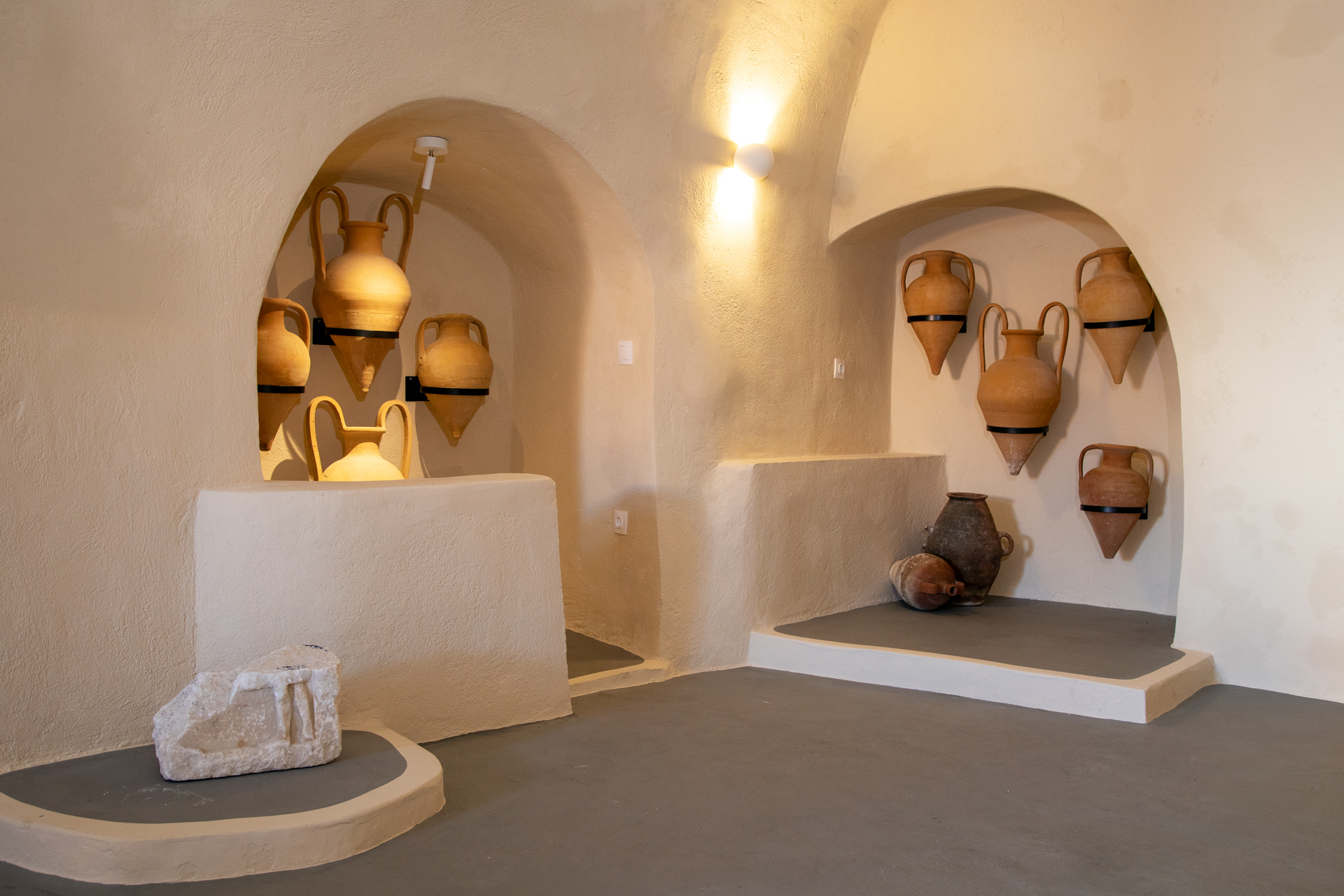 LimeDeco-Amphora-Santorini (10)