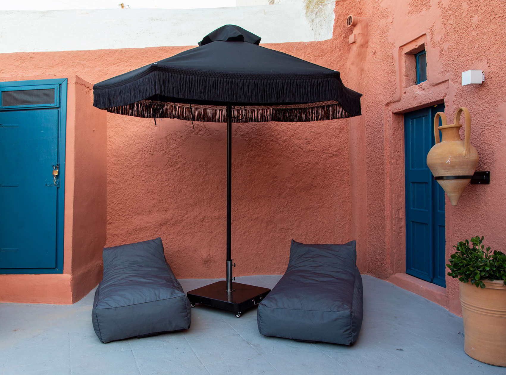 LimeDeco-Amphora-Santorini (4)